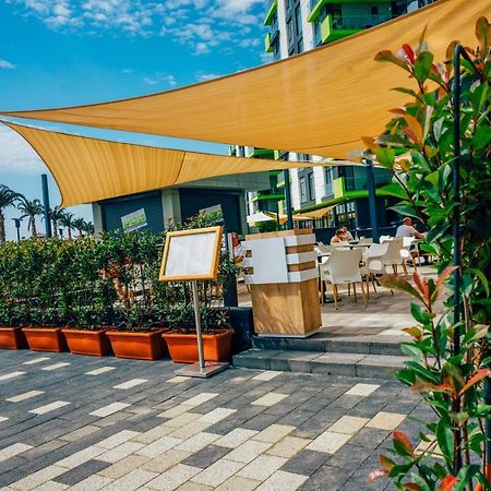 Sole Aparthotel Pool & Spa Mamaia Nord Năvodari Buitenkant foto